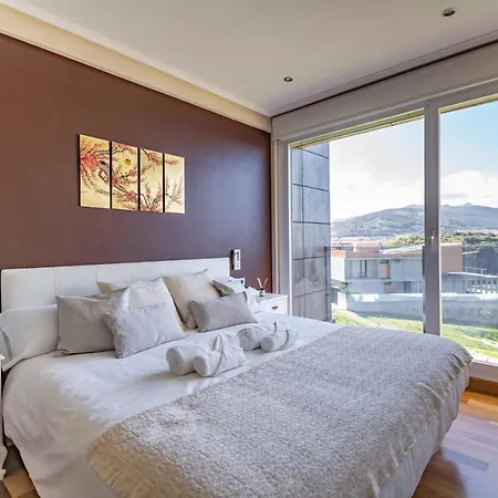Holiday home Luxury Chalet With Ocean View! *