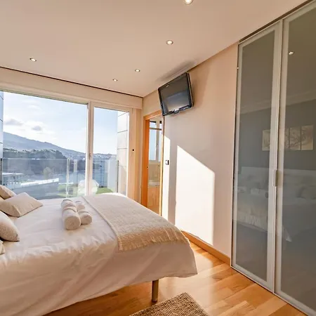 Luxury Chalet With Ocean View! Holiday home *
